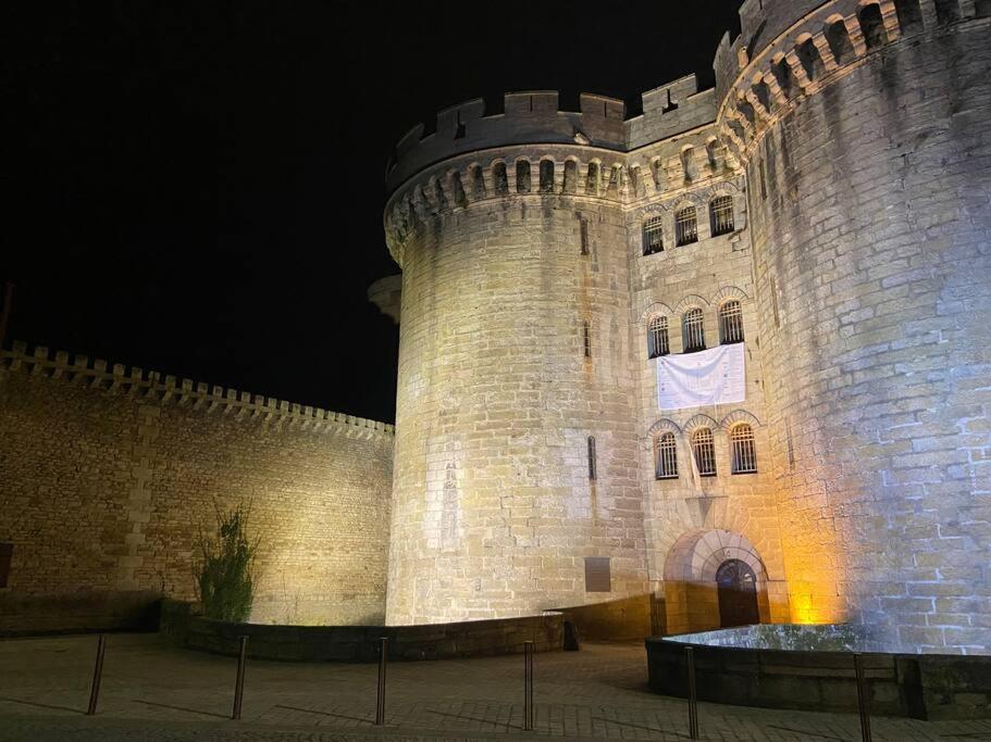 La Maisonnette Du Chateau Apartamento Alençon Exterior foto